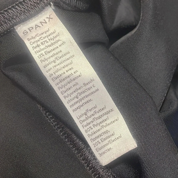 Spanx 2437 Faux Leather Leggings XS Petite - Picture 6 of 10